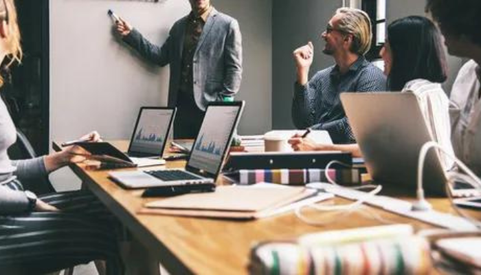 List Three Things You Should Look for When Hiring a Tax Professional