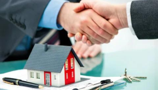 Who Pays Property Taxes on a Land Contract